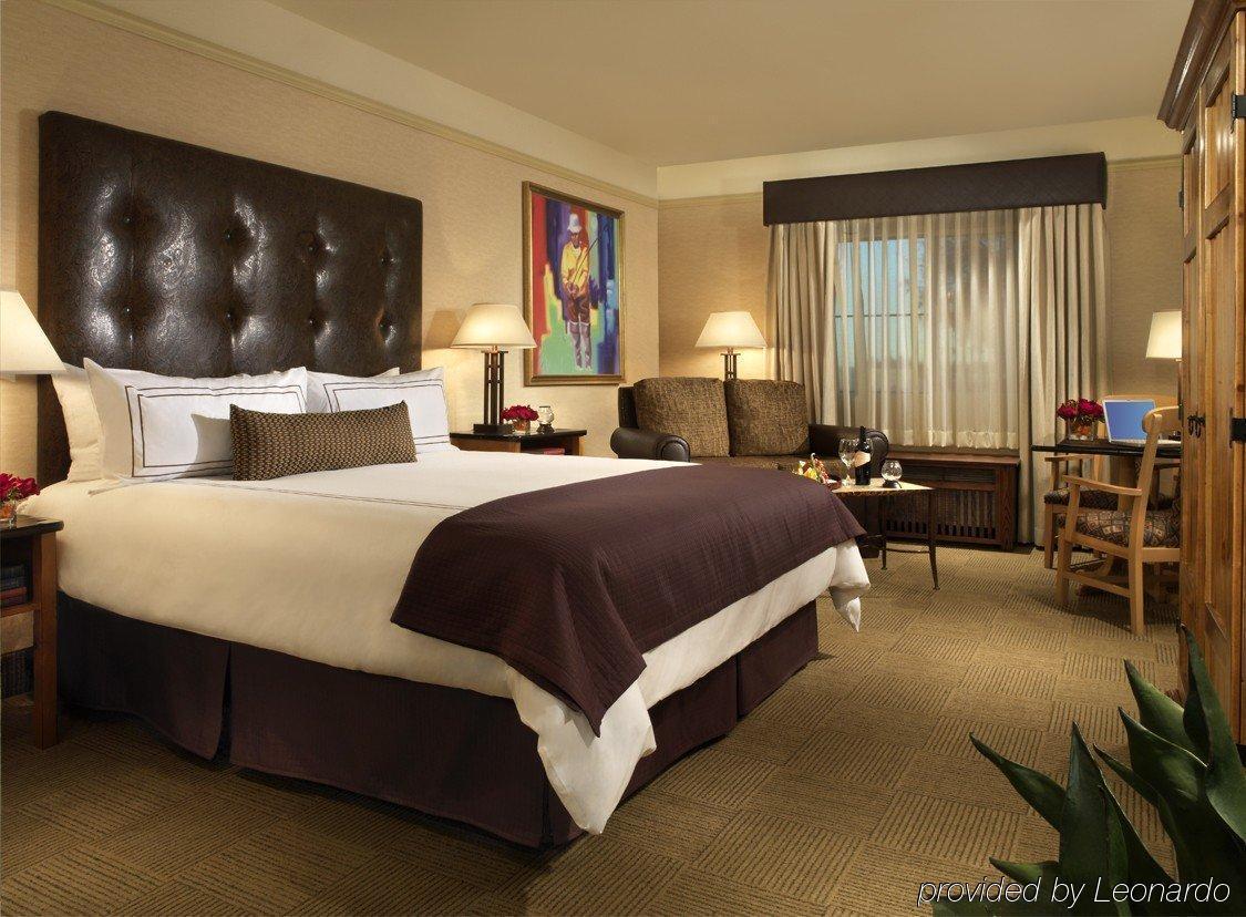 Silverton Casino Lodge - Newly Renovated Las Vegas Room photo